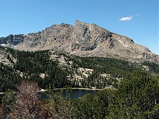 <span class="mw-page-title-main">Schiestler Peak</span> Mountain in the country of Canada