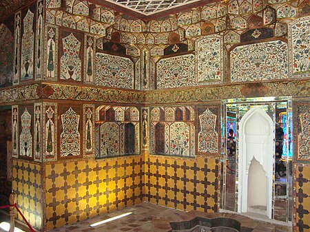 Shaki khan palace5.jpg