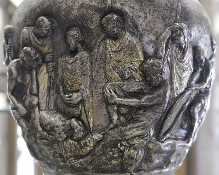 File:Silver jug Achilles Hektor Berthouville CdM Paris Inv56.4.jpg