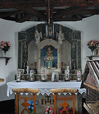 Interieur van de Sint-Luciakapel te Parfondruy