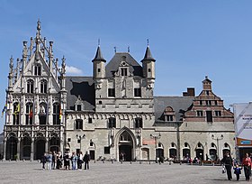 Stadhuis Mechelen, 2013.jpg