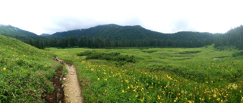 File:Takamagahara in Hida Mountains panoramic.jpg