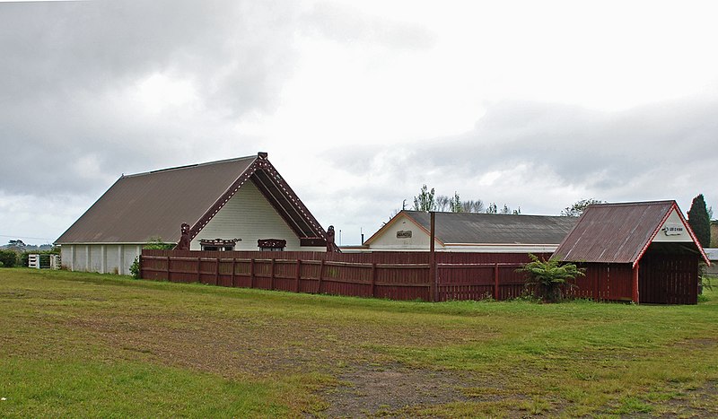 File:Te Rarawa Marae, Pukepoto.jpg