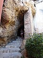 A estrada das cavernas em Roccabruna