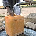 na izvoru vode, Timia, Niger