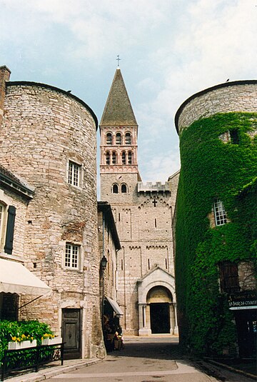 File:Tournus abbaye.jpg