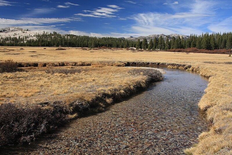 File:Tuolumne Meadows with Meandering River in Autumn.jpg