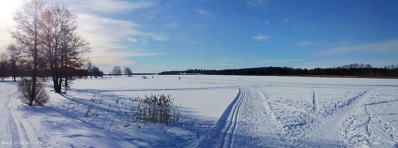 File:Tuusulanjärvi lake - panoramio (3).jpg