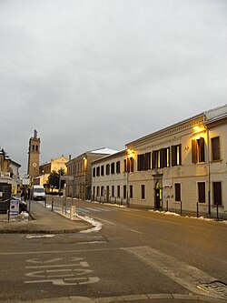 Via Vittorio Emanuele III (Codevigo).JPG