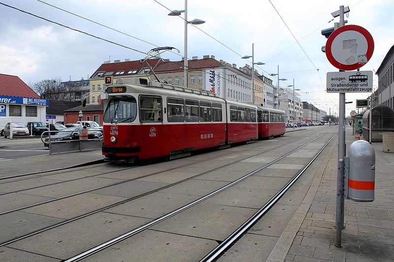 File:Wien-wiener-linien-sl-71-934538.jpg