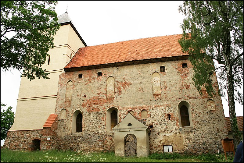 File:Zamek w Bezławkach - panoramio (2).jpg