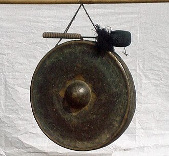 Darkhuang, musical drum made of brass Zamluang.jpg