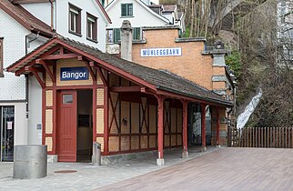 Lower station with sign "Bangor" (2017)