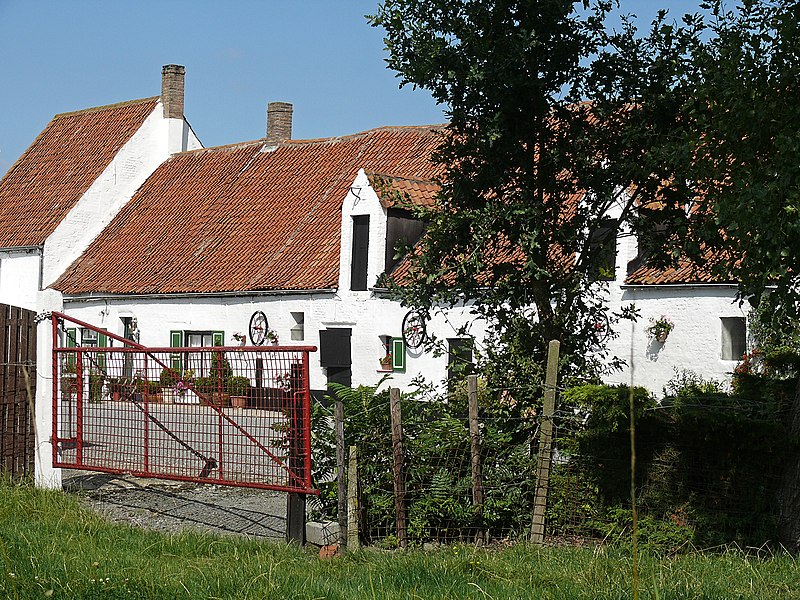 File:"Ceuvelhoeve", historische hoeve(1335), Kalfstraat 42, Knokke.jpg