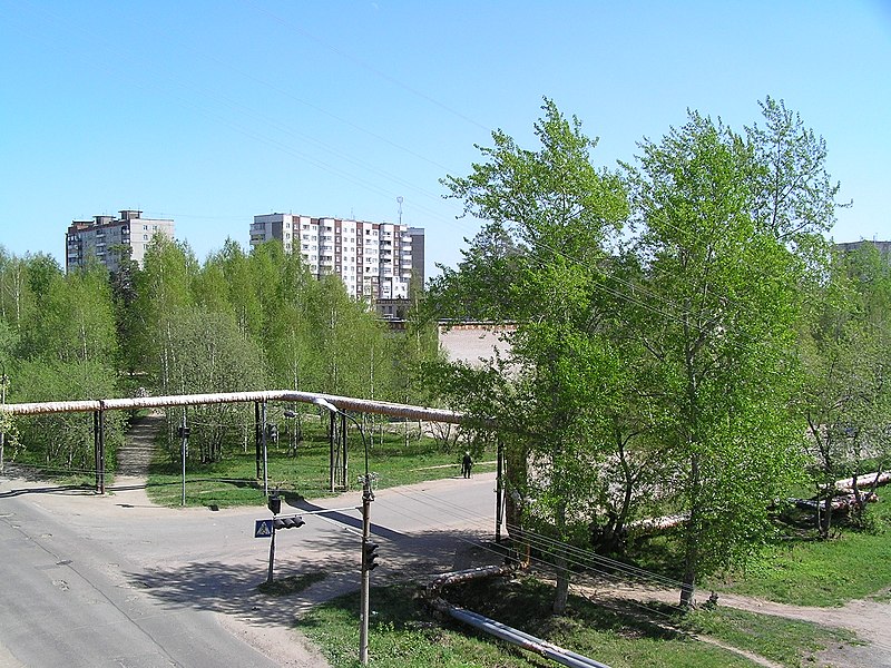 File:Перекрёсток улиц Генерала Черняховского и Ракитная.jpg