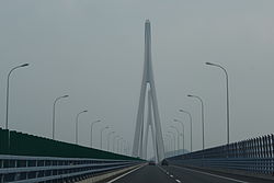 象山港大桥桥面.jpg