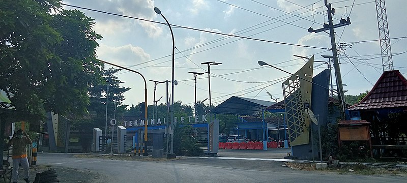 File:02 Tampak Depan Terminal Betek (1).jpg