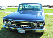 1962 yil Rambler Elchisi 2 eshikli sedan Kenosha blue-f.jpg