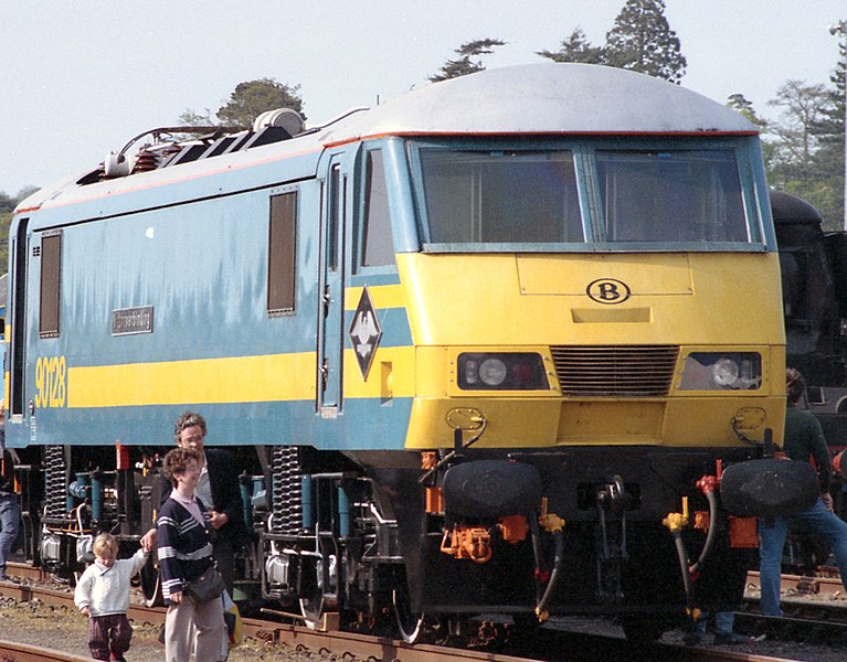 File:90128 Exeter Railfair May 1994.jpg