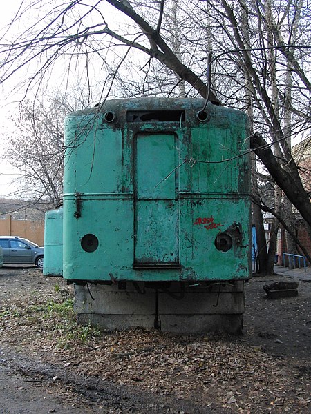 File:Abandoned metro car (Заброшенный метровагон) (5148799728).jpg