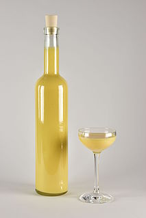 <span class="mw-page-title-main">Advocaat</span> Dutch alcoholic beverage featuring eggs