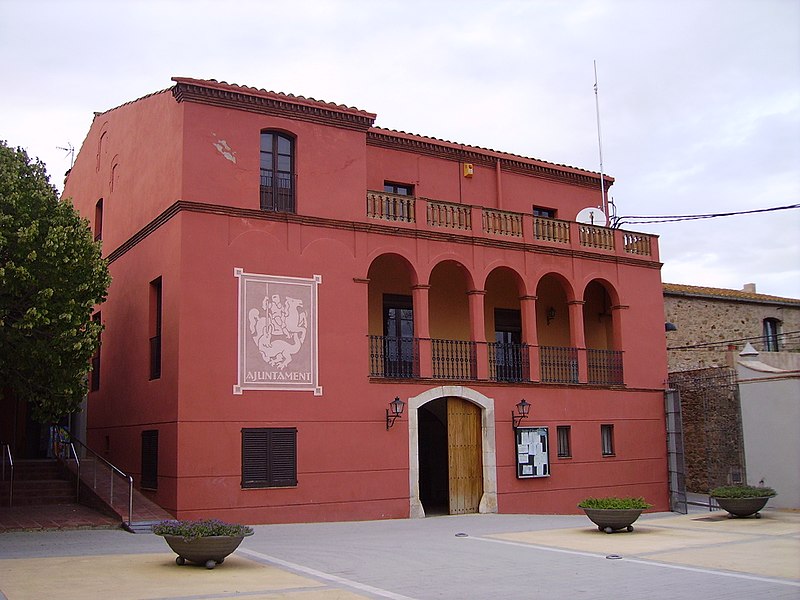 File:Ajuntament Sant Jordi Desvalls.JPG