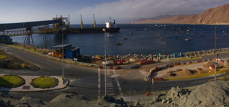Archivo:Antofagasta - Coloso1 (5204150640).jpg