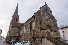 Face avant de l'église.