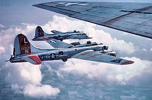 B-17s-532d Bombardment Squadron.jpg