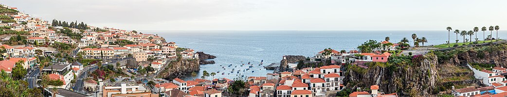 Bay of Câmara de Lobos, Madeira, Portugal