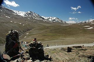 <span class="mw-page-title-main">Bara-lacha la</span> Mountain pass in Himachal Pradesh, India