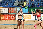 Deutsch: Beachhandball Europameisterschaften 2019 (Beach handball Euro); Tag 2: 3. Juli 2019 – Frauen, Vorrunde Gruppe D, Ukraine-Deutschland 2:0 (23:22, 32:24) English: Beach handball Euro; Day 2: 3 July 2019 – Women Preliminary Round Group D – Ukraine-Germany 2:0 (23:22, 32:24)