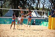 Deutsch: Beachvolleyball bei den Olympischen Jugendspielen 2018; Tag 8, 14. Oktober 2018; Mädchen, Achtelfinale – Mexiko-China 0:2 (15–21/16–21) English: Beach volleyball at the 2018 Summer Youth Olympics at 14 October 2018 – Girls Round of 16 – Mexico-China 0:2 (15–21/16–21)