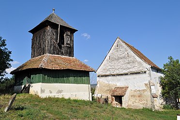 Ansamblul bisericii evanghelice din Tătârlaua, foto: septembrie 2013.
