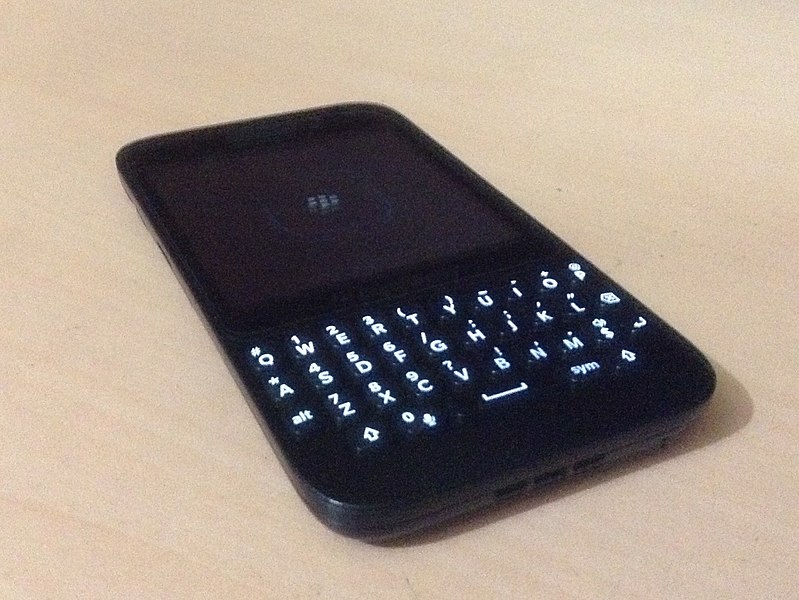 File:BlackBerry Q5 Handheld.jpg