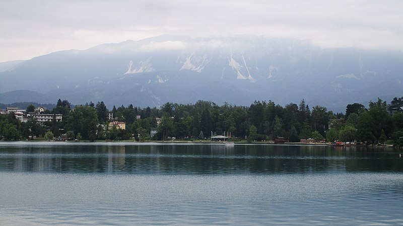 File:Bled 11 (31691020017).jpg