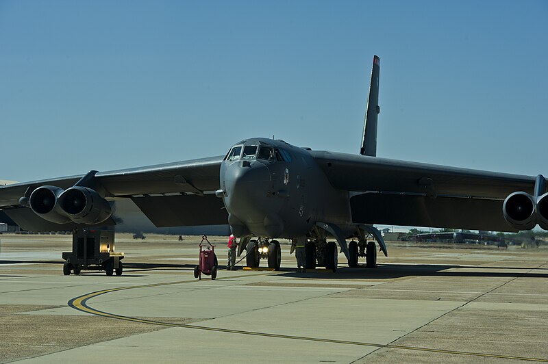 File:Boeing B-52H 120418-F-SI788-189.jpg