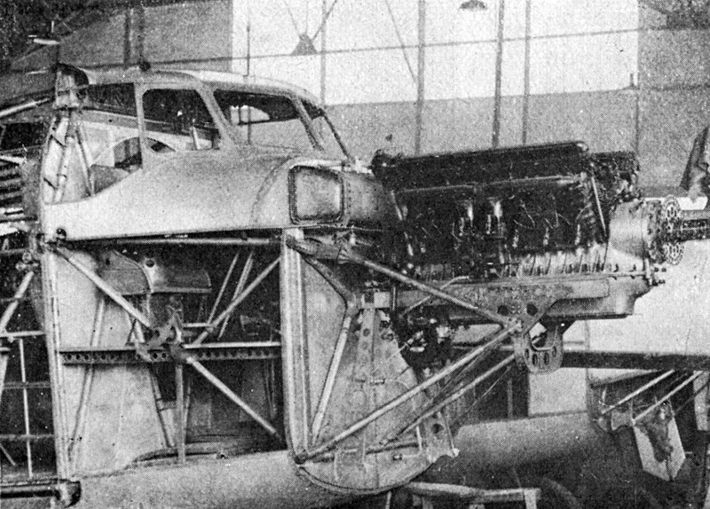 File:Breguet 280T engine mount L'Aéronautique May,1929.jpg