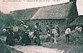 Brignogan : batterie de blé dans une ferme (début XXe siècle, carte postale ND Photo) 1