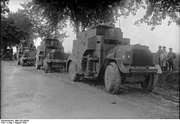 Sd.Kfz. 3, militärische Variante Gepanzerter Kraftwagen mit deutlich anderem Aufbau