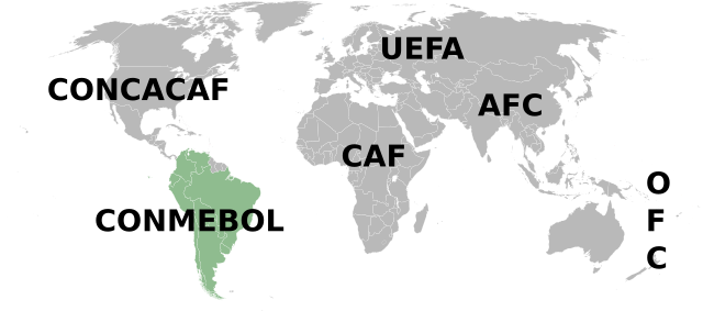 Peta dunia dengan beberapa pengecualian, setiap warna sesuai dengan benua. Area hijau, bertanda "CONMEBOL", mencakup sebagian besar Amerika Selatan.