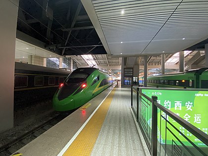 复兴号CR200J型列车 西安站, 2021.9.24