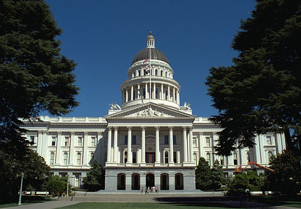 Image: California State Capitol front 1999