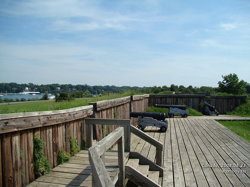 File:Cannons again, Fort George - panoramio.jpg