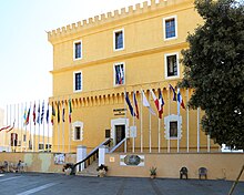 Castello di ventotene (municipio) 01.jpg