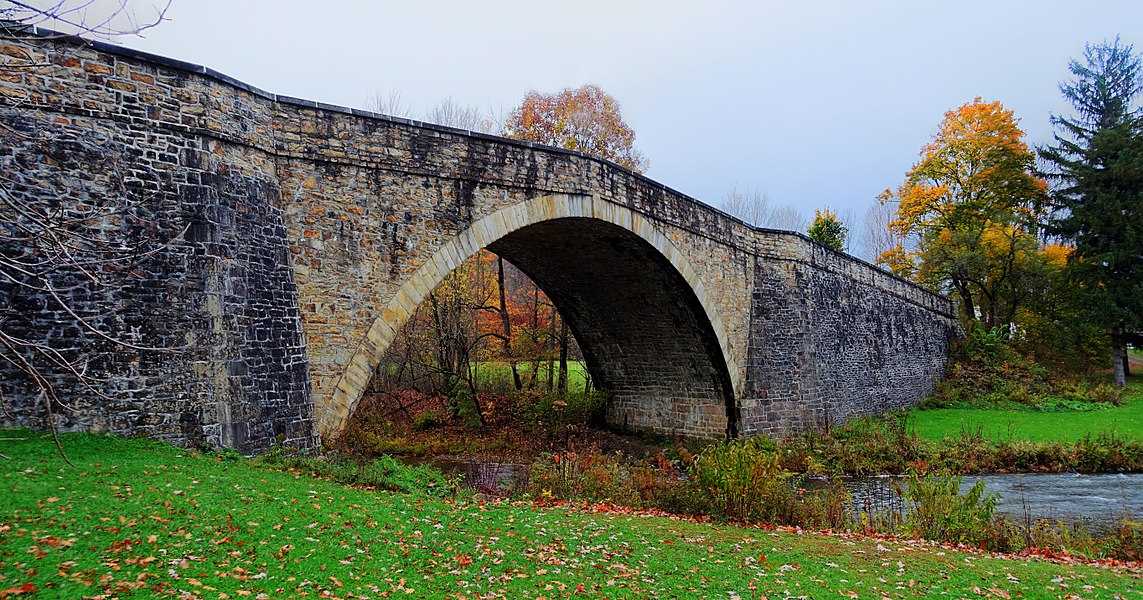Каменный мост 4. Каменный мост Мэрилэнд. Арочныйкаменый мост Даугавпилс. Каменный арочный мост. Каменные мосты Венгрии.