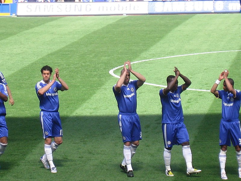File:Chelsea players in 2009.jpg