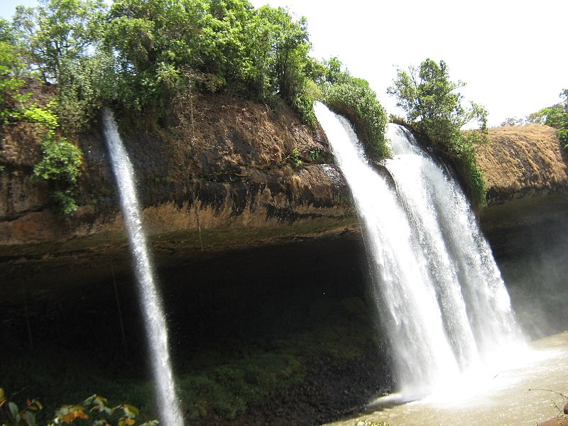 File:Chutes Tello3.jpg