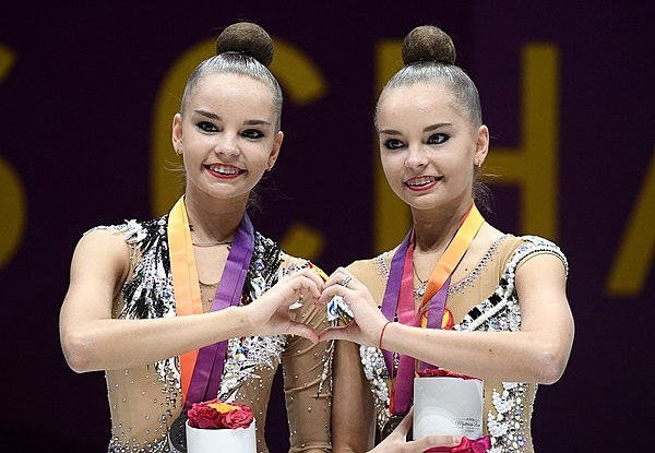 Dina with Arina at the 2017 European Championships podium.
