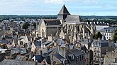 Blick auf Dinan mit Kirche Saint-Malo